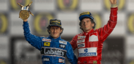 Homenagem ao último pódio de Ayrton Senna e Alain Prost chega ao Brasil em forma de colecionável de luxo pela Iron Studios
