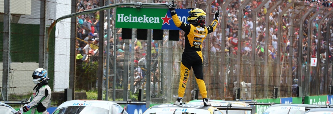 Elias destaca volta por cima na Porsche Cup em 2022 e diz: “Não tinha como ser melhor”