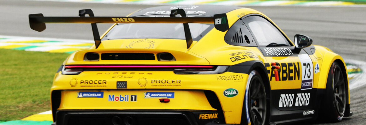 Enzo Elias sobe ao pódio em Interlagos e conquista o título de campeão da Porsche Carrera Cup em 2022