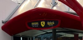Conheça o Ferrari World, localizado em Abu Dhabi