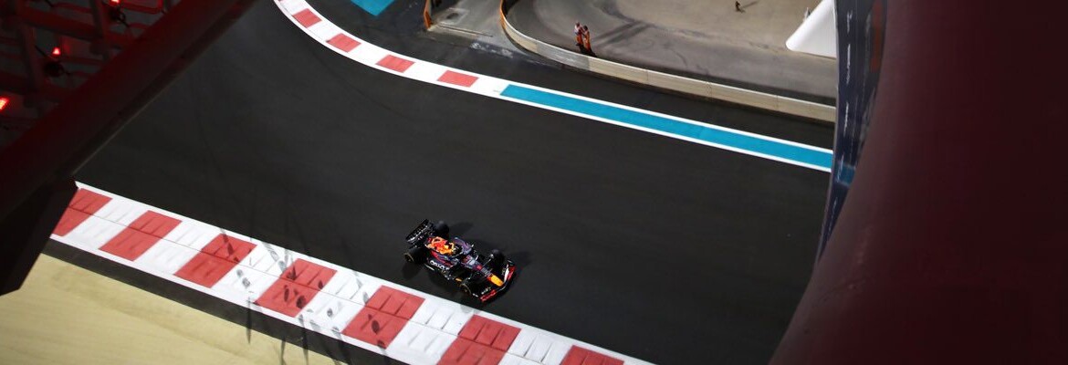 F1: Verstappen voa e faz última pole-position de 2022 no GP de Abu Dhabi