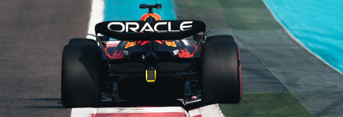 F1: Perez feliz após teste da Pirelli, “muita informação para a equipe”