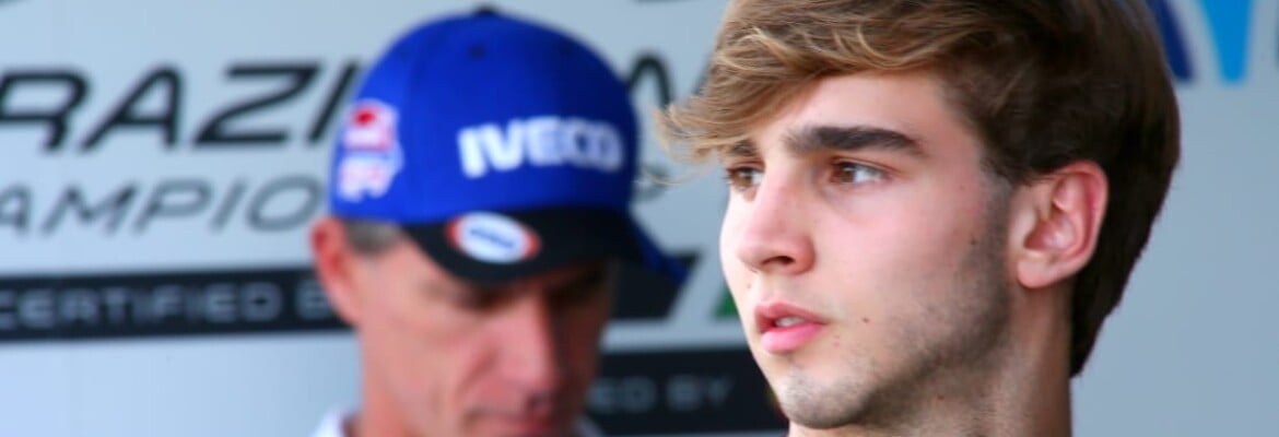 Nic Giaffone testa carro da USF2000 pela primeira vez