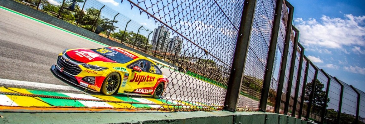 Gabriel Casagrande crava segundo tempo nos treinos livres da Stock Car em Interlagos