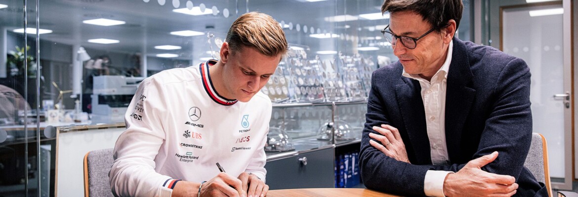 Mercedes anuncia Schumacher como reserva para a F1 2023