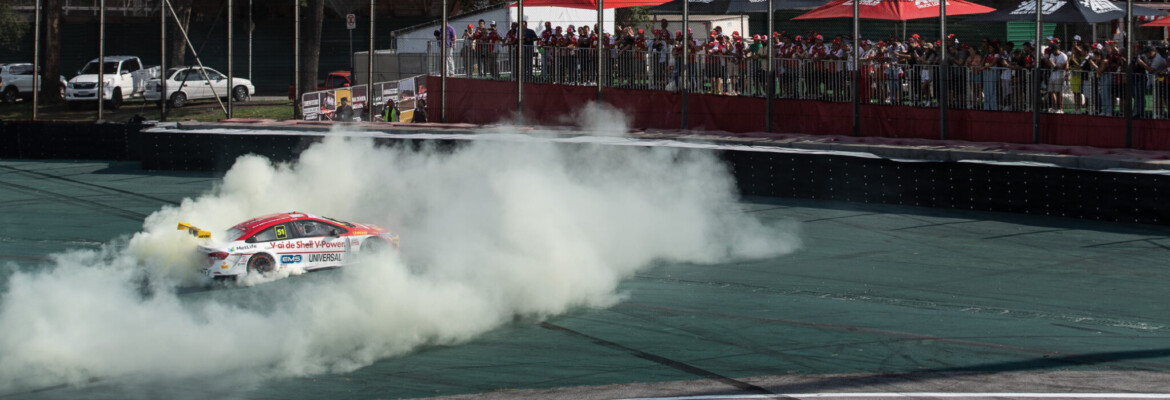 Com duplo top 10, Átila Abreu se despede em alta da temporada 2022 da Stock Car em Interlagos