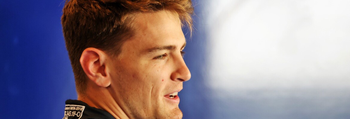 F1: Sargeant agradece ajuda de Russell e Albon