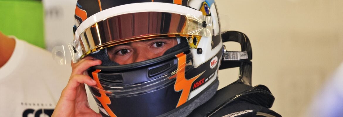 F1: De Vries não se importa com questão de idade na estreia, “tenho mais experiência de vida”
