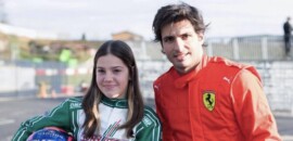 Encontro entre Sainz e Zoe Potolea, a vencedora do Girls on Track Junior