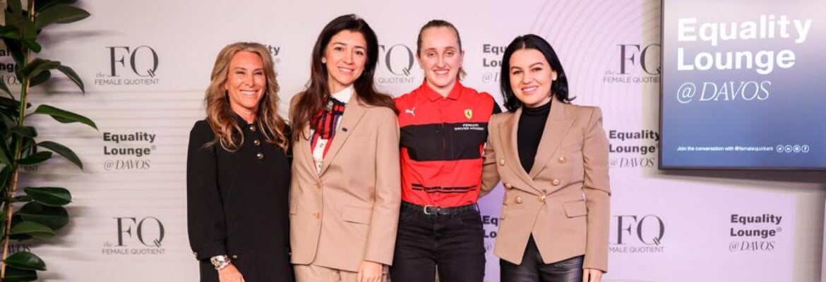 Fabiana Ecclestone participa de evento sobre igualdade de gênero e discursa sobre inclusão no esporte a motor