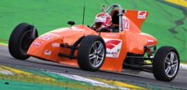 Caio Castro e Miguel Coelho fazem teste na Fórmula Vee em Interlagos