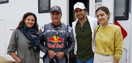 Sainz viaja e torce presencialmente por pai Carlos durante Dakar na Arábia Saudita