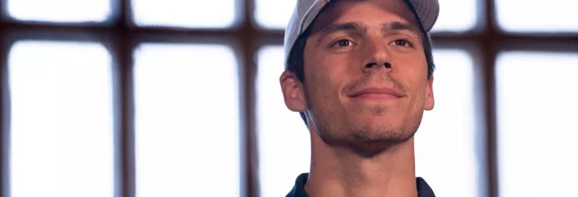 Campeão da MotoGP em 2020, Mir publica primeira foto com cores da Repsol Honda