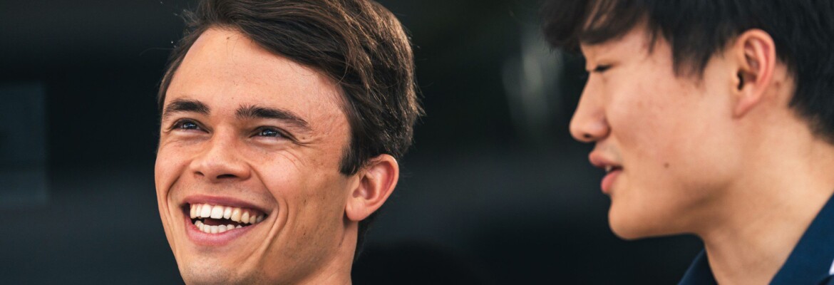 F1: “De Vries merecia mais tempo para mostrar potencial”, disse Tsunoda
