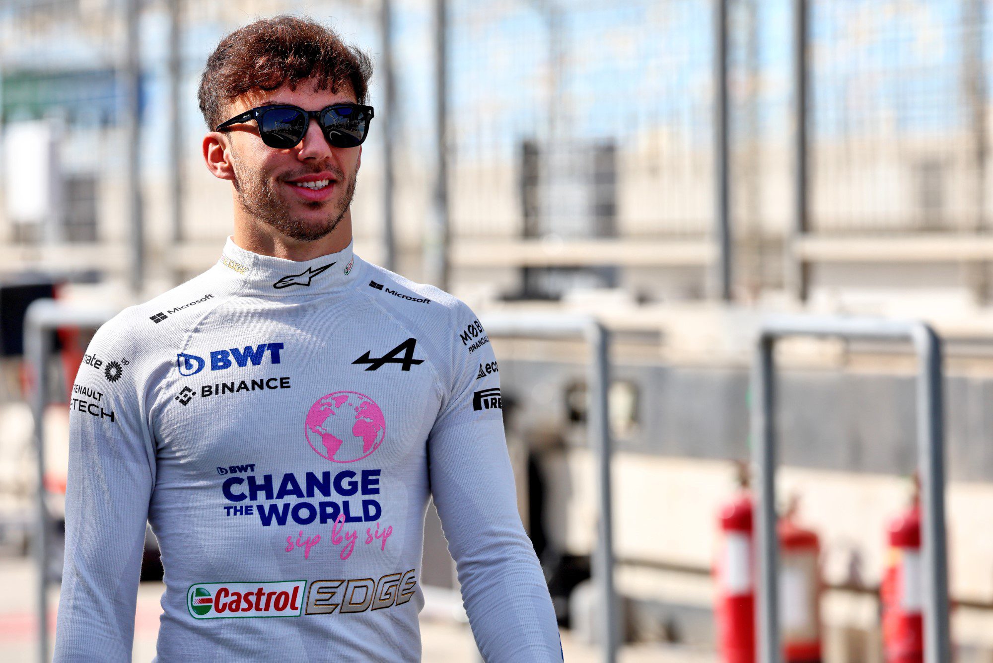 Fotos: pilotos vão para pista pela primeira vez nos testes da F1 no Bahrein Testes F1 2023, Bahrein