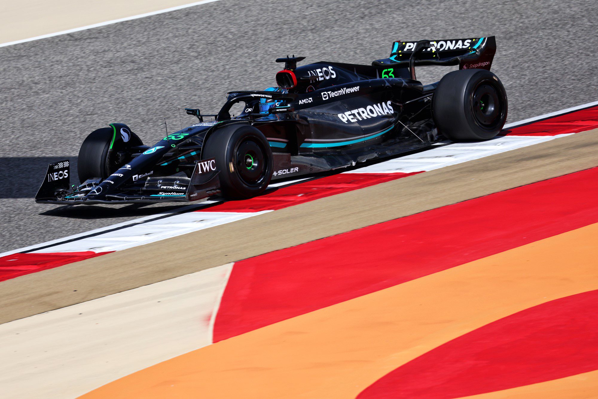 Fotos: pilotos vão para pista pela primeira vez nos testes da F1 no Bahrein Testes F1 2023, Bahrein
