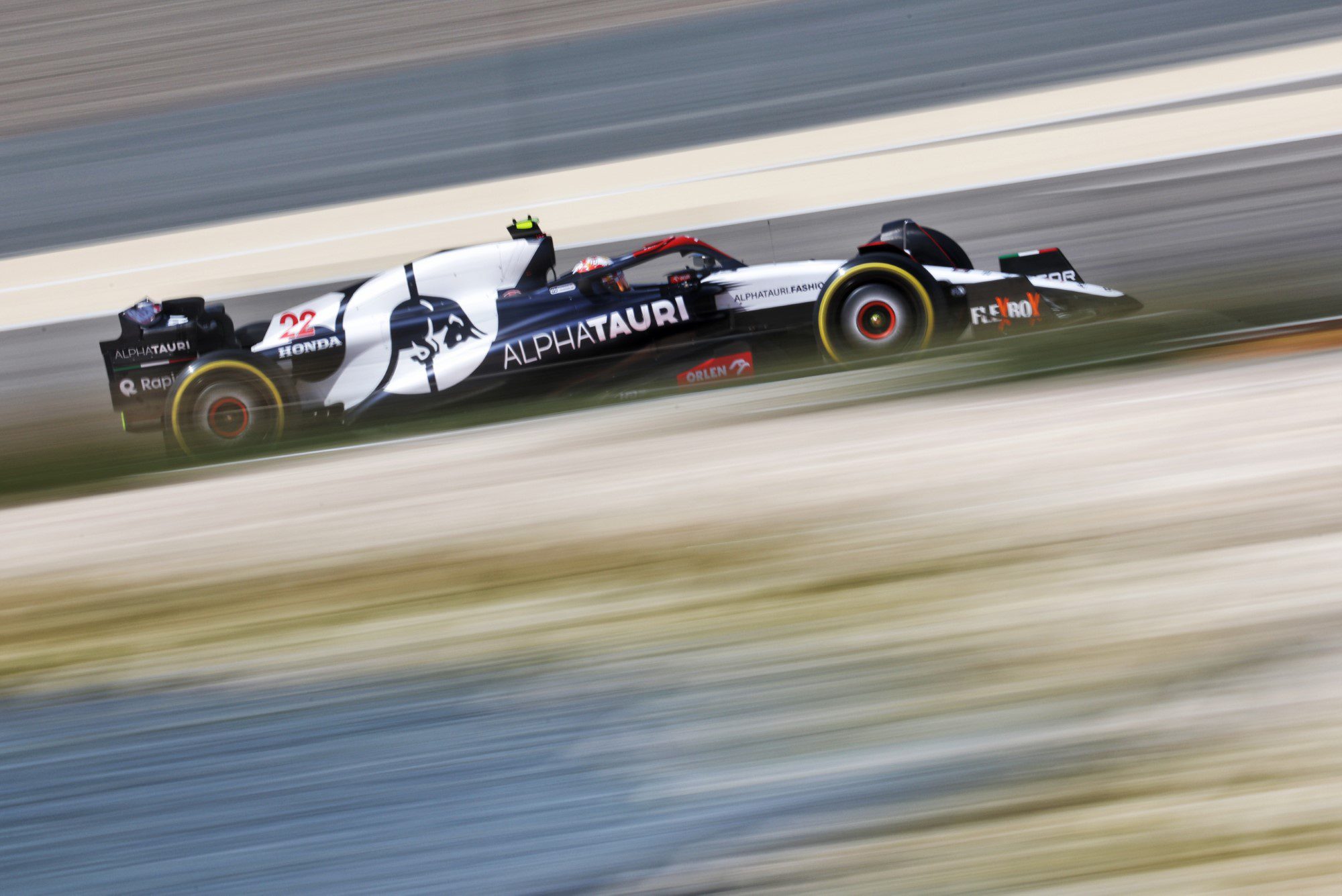 Fotos: pilotos vão para pista pela primeira vez nos testes da F1 no Bahrein Testes F1 2023, Bahrein
