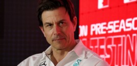 F1: Wolff argumenta que equipes devem vencer Red Bull por mérito e não por mudanças no regulamento