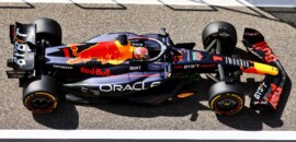 Fotos: pilotos vão para pista pela primeira vez nos testes da F1 no Bahrein