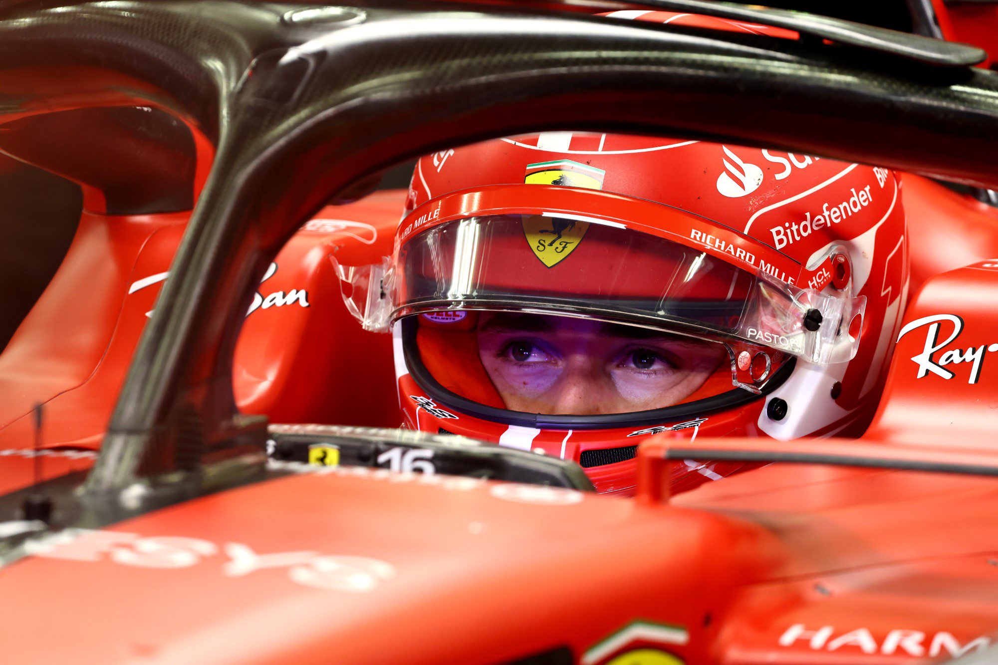 Fotos: pilotos vão para pista pela primeira vez nos testes da F1 no Bahrein Testes F1 2023, Bahrein