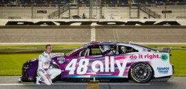 Nascar: Alex Bowman fatura pole position para a Daytona 500