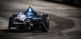 Bird crê em vitória caso FIA “adicionasse volta extra” na corrida 2 da FE na Arábia Saudita