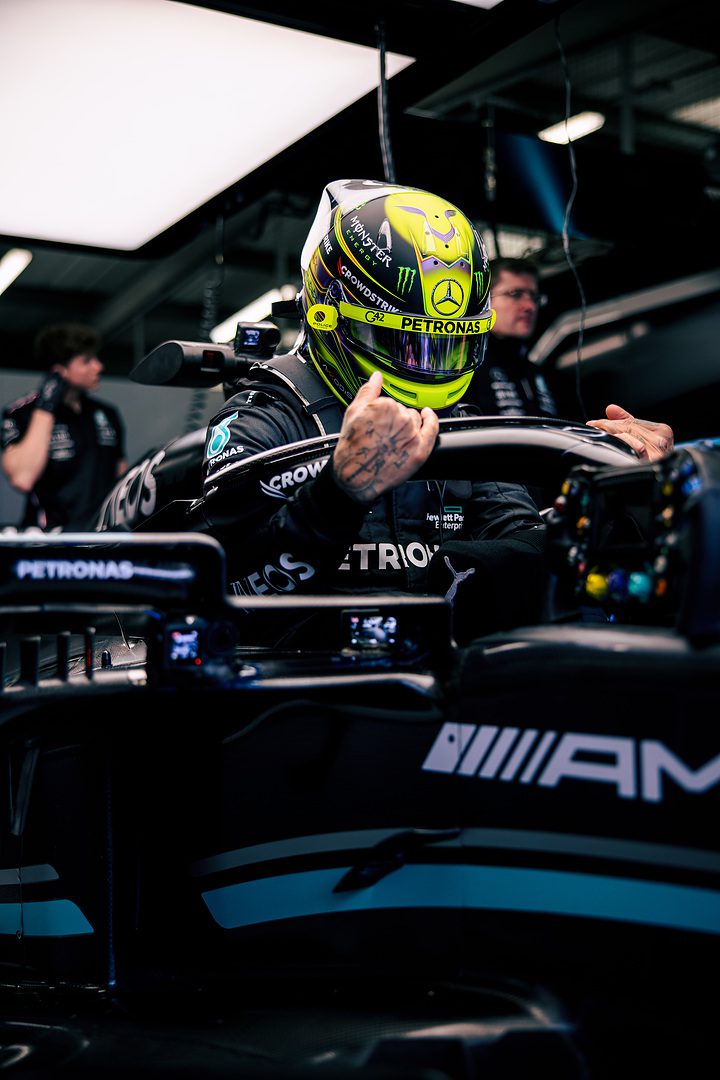 F1: Mercedes fez shakedown do W14 em Silverstone na quinta-feira F1: Mercedes fez shakedown do W14 em Silverstone na quinta-feira