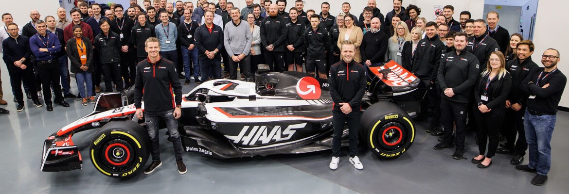F1: Haas realiza shakedown e divulga primeiras imagens do VF23 real