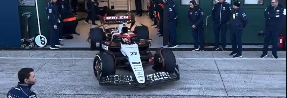 Vídeo: Nyck De Vries em sua primeira volta com o AlphaTauri AT04