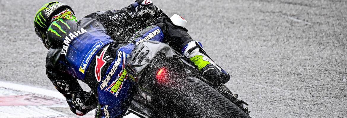 No molhado, Crutchlow lidera novamente 2º dia de shakedown da MotoGP