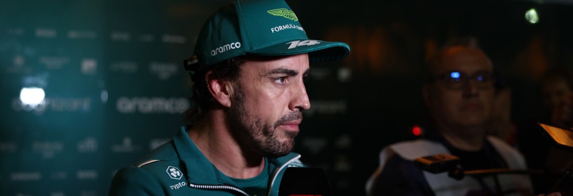 F1: Alonso continua com os “pés no chão” sobre corrida na Arábia Saudita