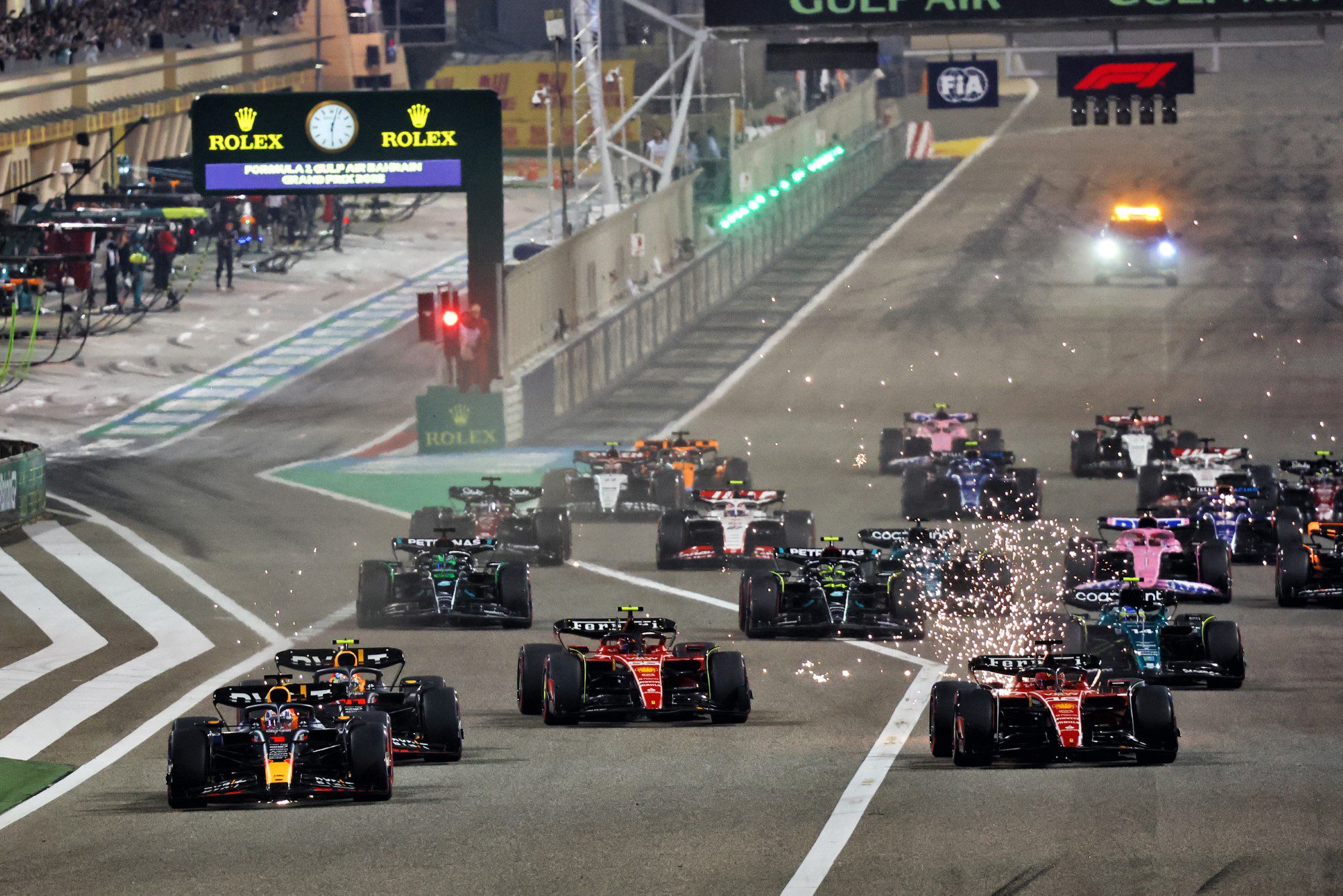 Fotos: Verstappen vence e Alonso sobe ao pódio no GP do Bahrein de F1 F1 2023, Largada, Bahrein