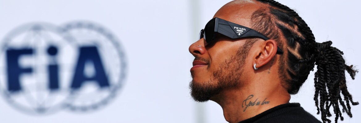F1: Hamilton revela bastidores de conversas com a Ferrari