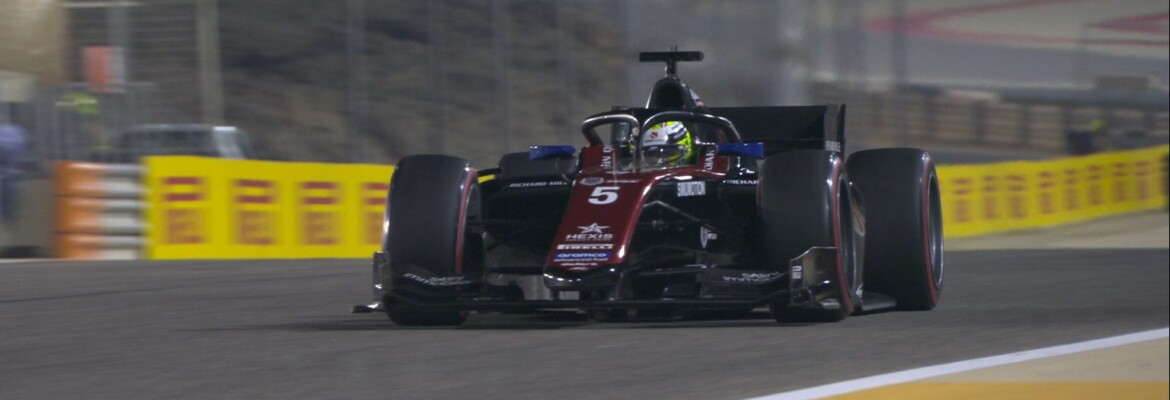 F2: Pourchaire detona concorrência e fatura pole position no Bahrein