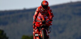 Bagnaia lidera dia de teste da MotoGP em Portugal; Quartararo é 8º e Márquez 19º