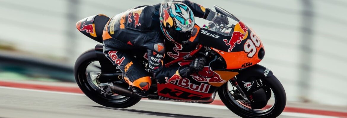 Holgado bate brasileiro Moreira e é o mais veloz da sexta na Moto3 em Portugal