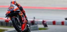 Miller surpreende e lidera sexta em treino acidentado da MotoGP em Portugal
