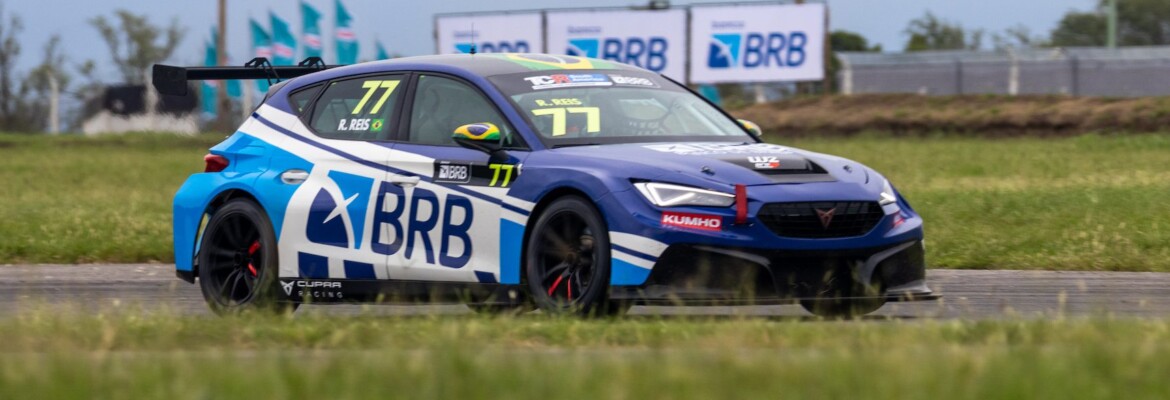 Raphael Reis abre na segunda posição a temporada 2023 do TCR South America Banco BRB