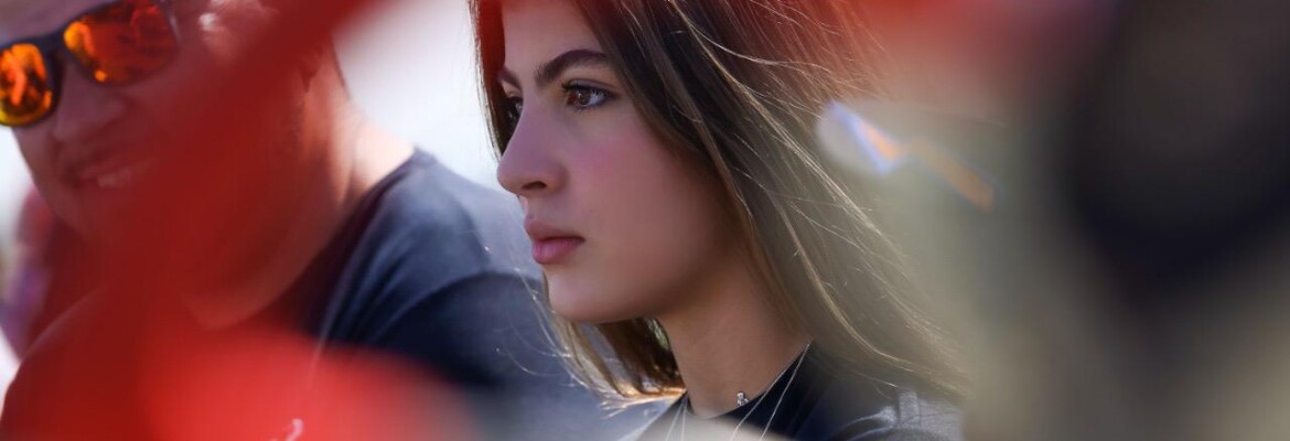 Disputar a Fórmula 4 Brasil “faz parte de um sonho”, diz Cecília Rabelo