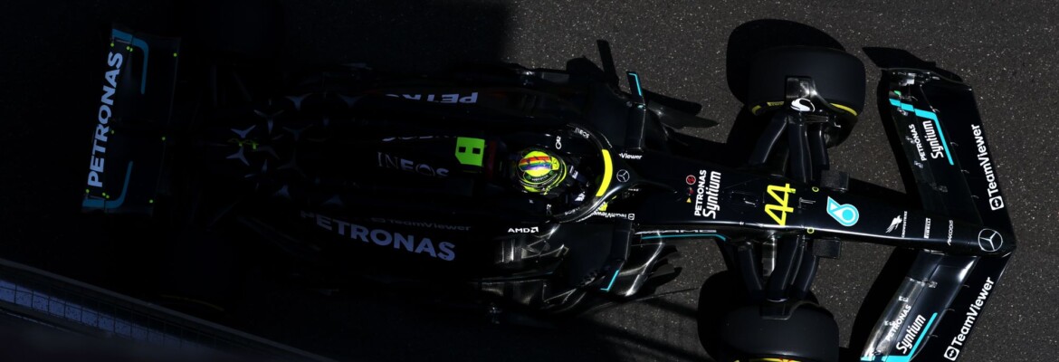 F1: Hamilton se surpreende com déficit da Mercedes nas retas
