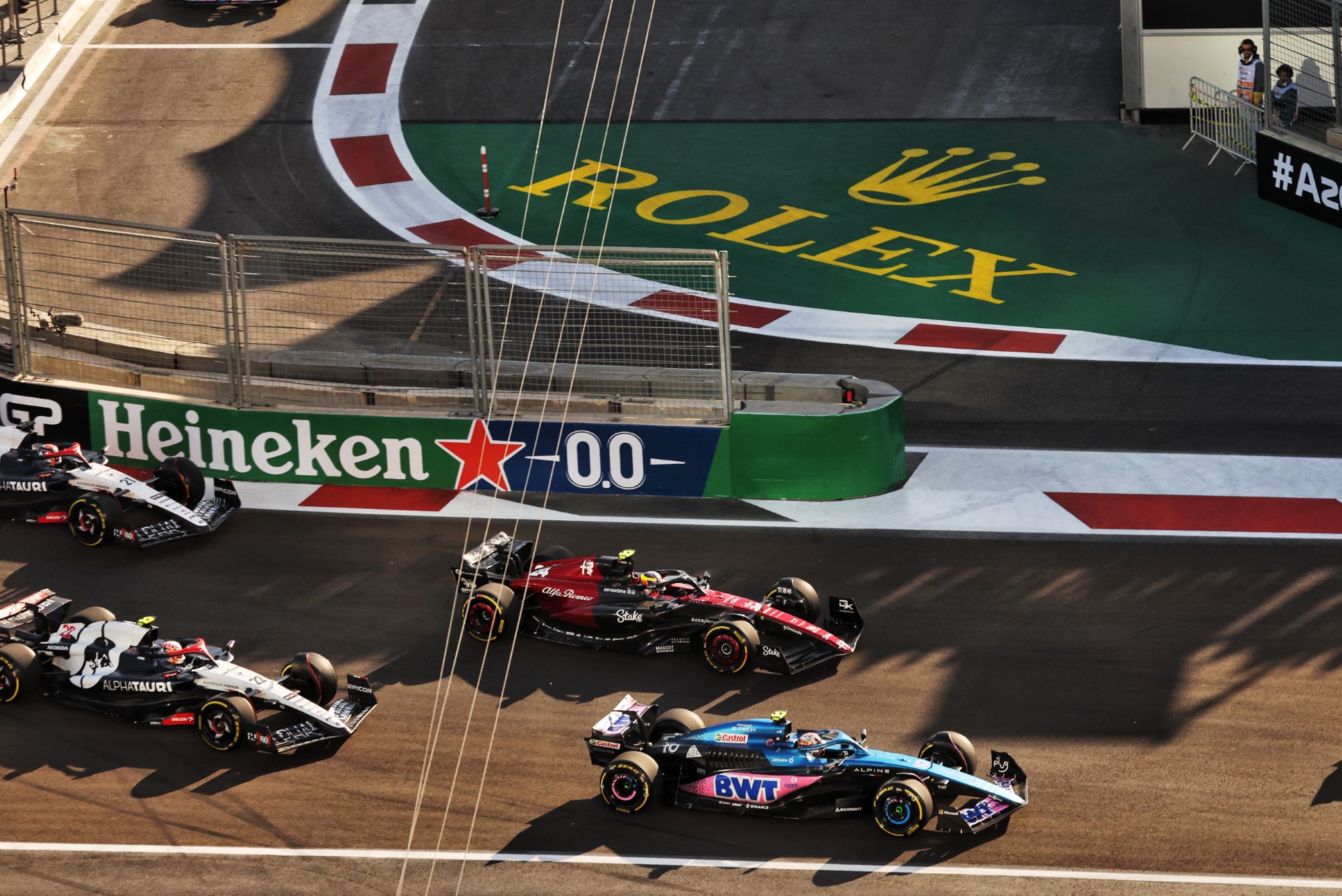 Fotos: as imagens da Sprint do GP do Azerbaijão, marcada por discussão entre Verstappen e Russell F1 2023, GP do Azerbaijão, Baku, Sprint