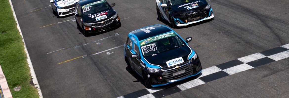 Turismo Nacional fecha primeira etapa com corridas empolgantes em Goiânia