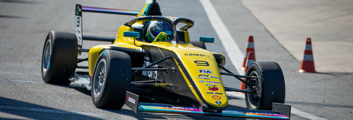 Lucca Zucchini fecha etapa de Interlagos com sexto lugar e pontos importantes na F4