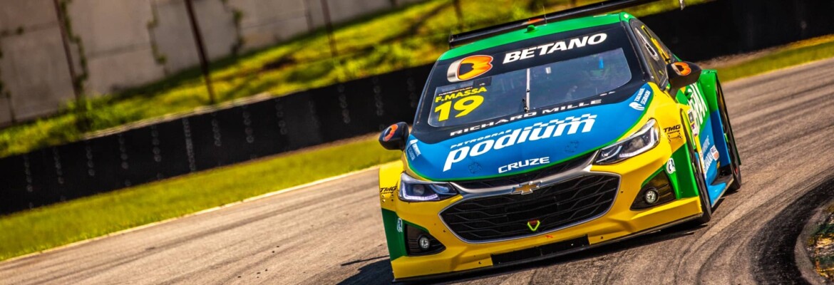 Com ritmo forte, pneu furado atrapalha Massa em Cascavel na Stock Car