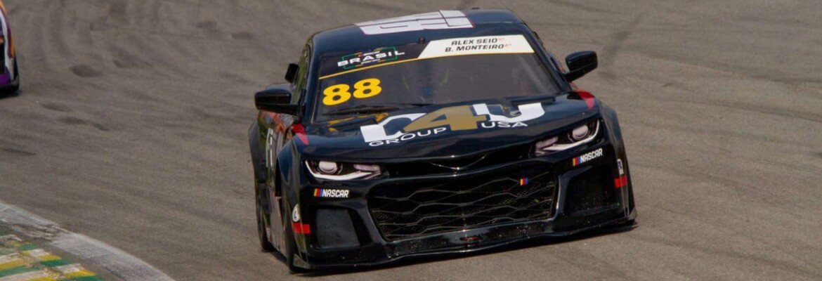 Alex Seid larga em P3 e Beto Monteiro na pole com o carro #88 na NASCAR Brasil, em Interlagos
