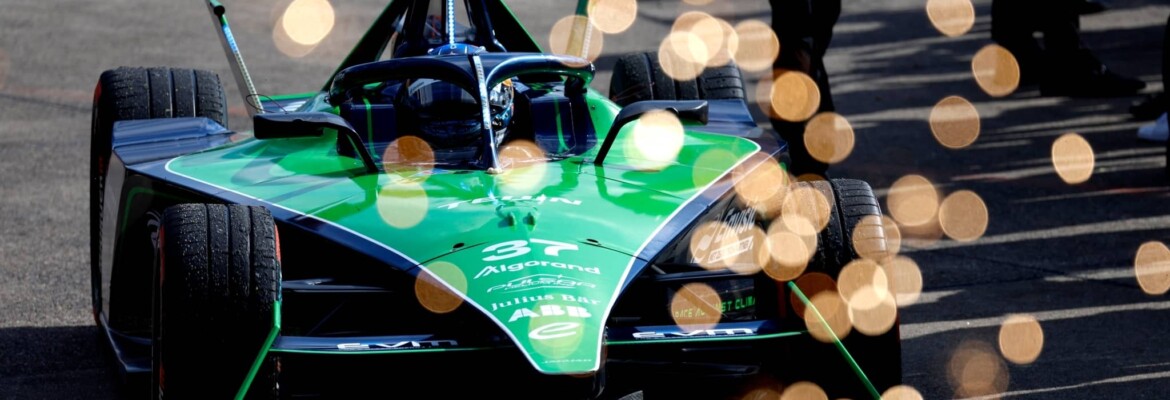 Nick Cassidy vence em Berlim após atraso causado por protestos na pista