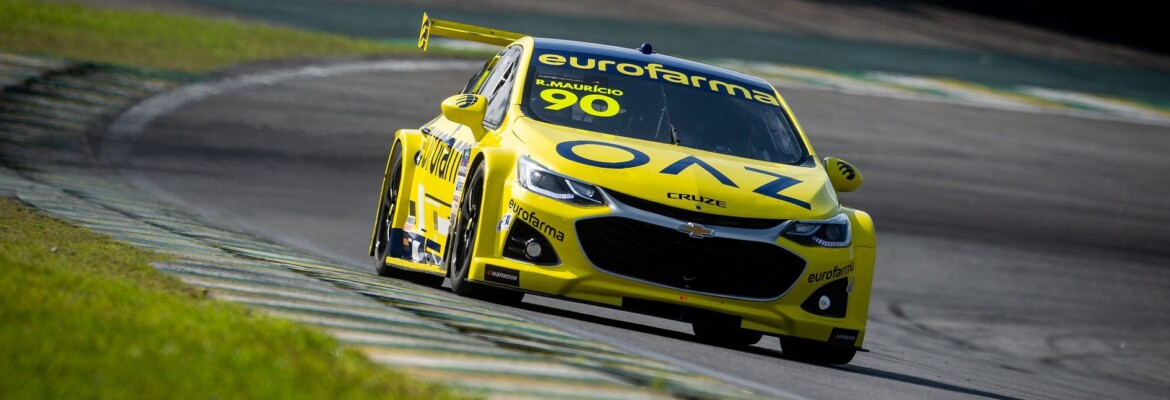 Maurício segura Campos e garante vitória na corrida 2 da Stock Car em Interlagos