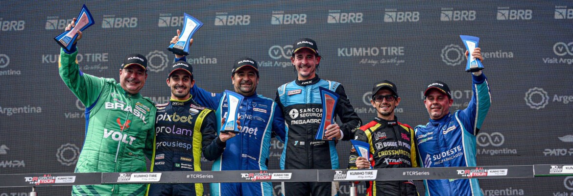 TCR: Rodrigo Baptista comemora volta ao TCR South America e P2 ao lado de tio Adalberto
