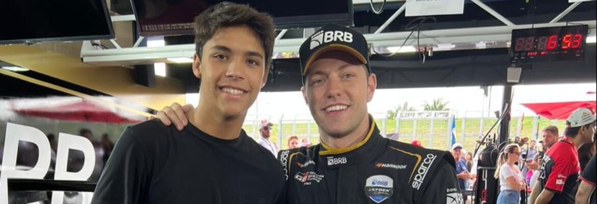 Pedro Clerot visita Stock Car pela primeira vez após título da F4 Brasil