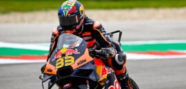 MotoGP: Brad Binder renova com a KTM até 2026 após sucesso na temporada atual